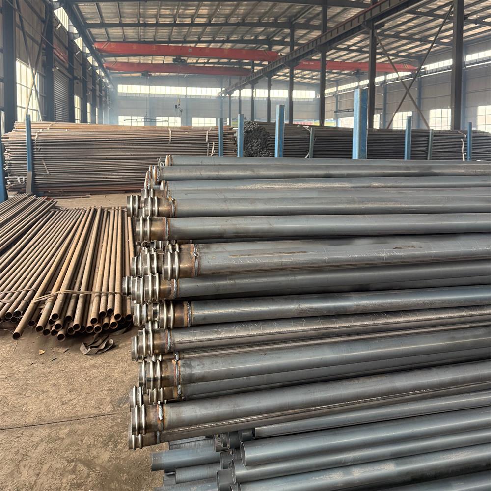 宝益德钢管临沂市销售处 厂区及加工车间